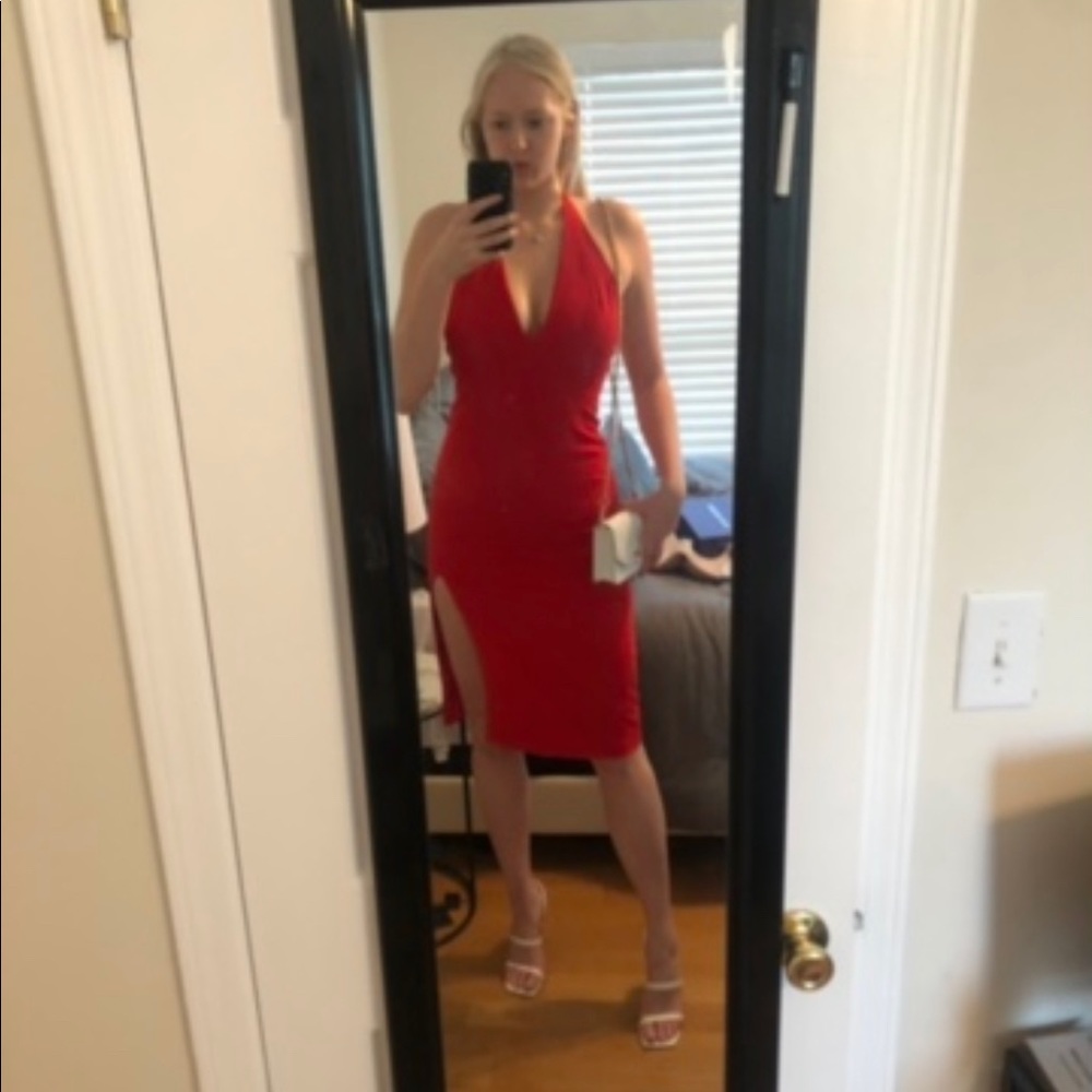 NWT Red midi dress ❤️💋
